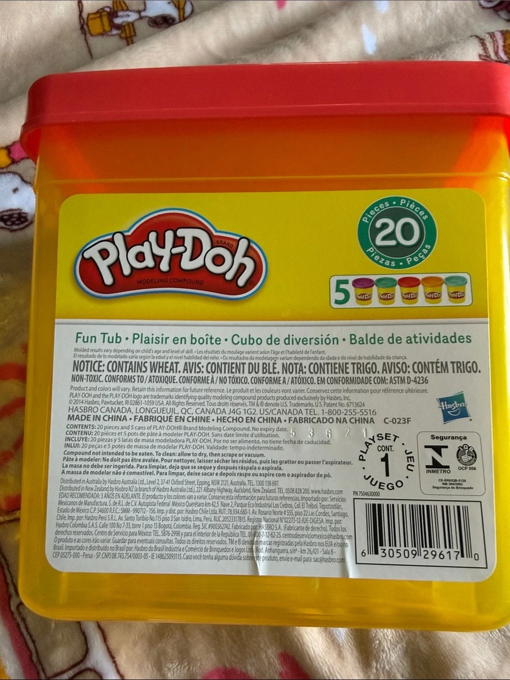 Kids Play-Doh 2014 Hasbro Toy Box Storage Bucket Animal Fruit Shape Accesories